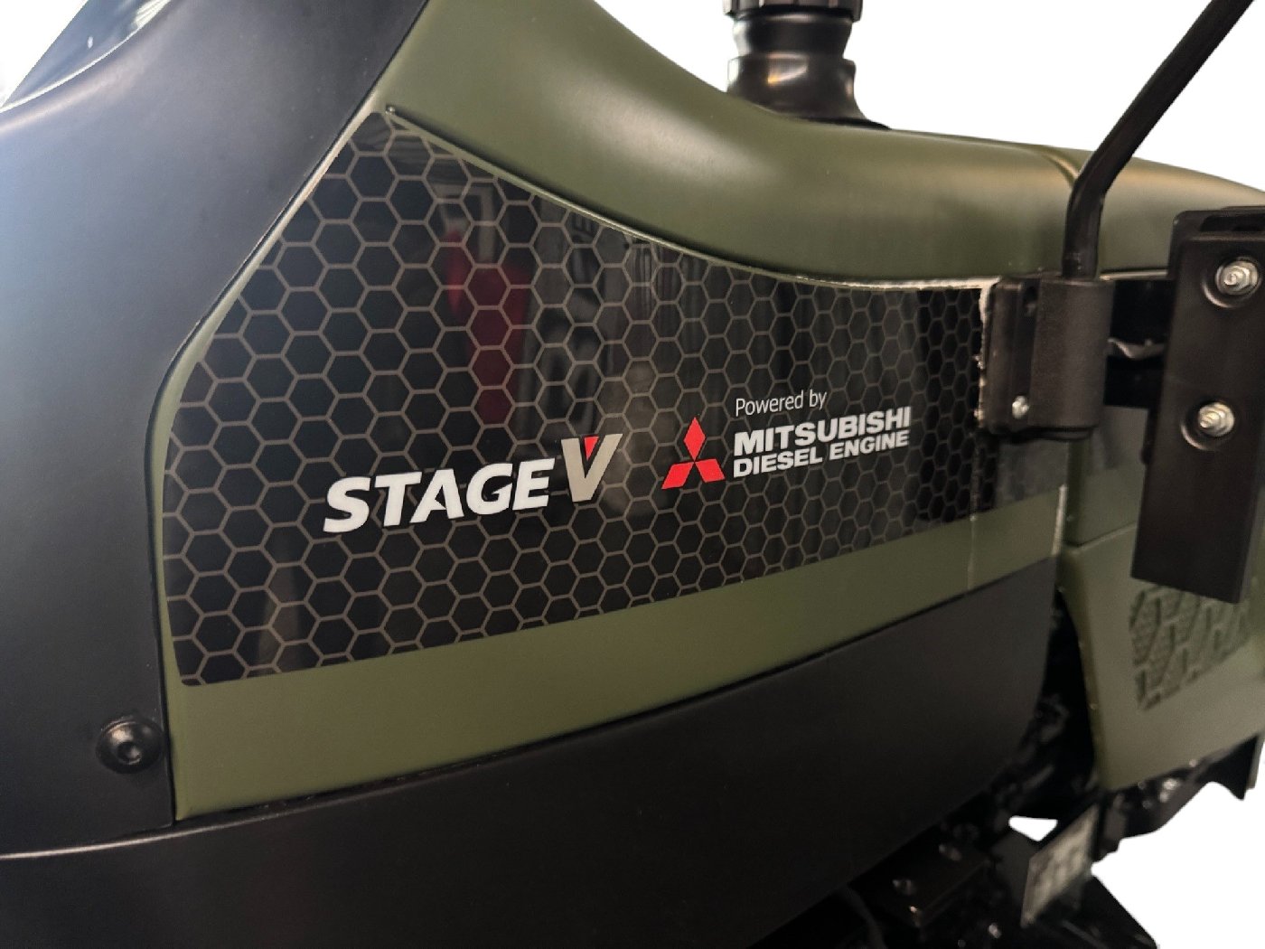 Startrac Allrad-Kleintraktor 26 HST mit Rasenbereifung, Frontzapfwelle, Frontkraftheber - Ausstellungsstück